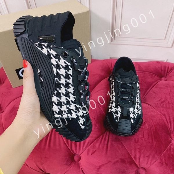 

2023 new luxury designer calfskin casual shoes reflective sneakers vintage trainers fashion shoes platform lace-up sneaker, Black