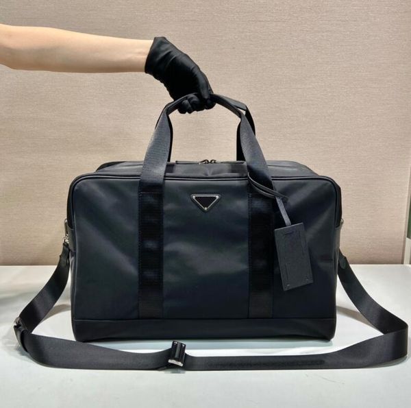 

luxury designer duffle bag men nylon cross cowskin tarp plain print stripes letter travel bags large capacity canvas shoulderbags luggage ba