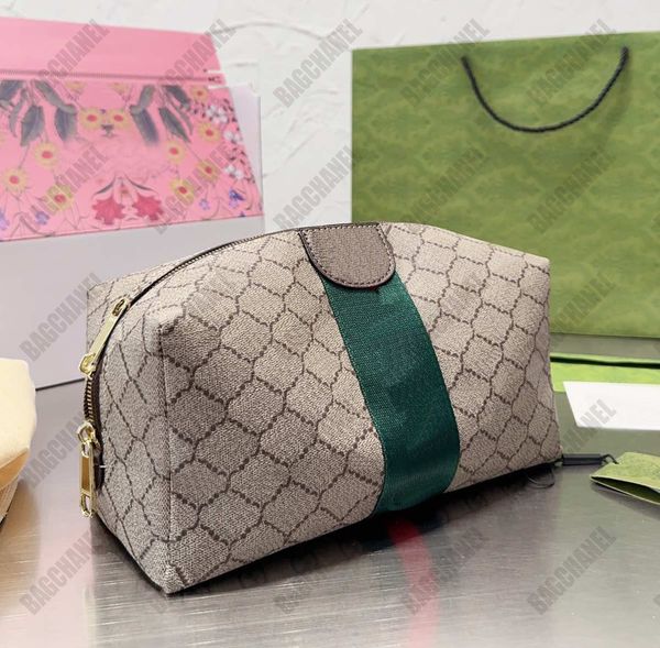 

Designer Clutch Bags Womens wash bag Classic double letter retro Cosmetic Bag Top grade lady handbag Large capacity essential for going out, White