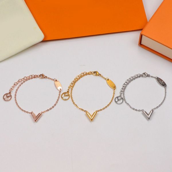 

Quality Gold Silver Letter Charm Bracelet Link Chain Pendant Bangle Luxury Brand Designer Men Women Titanium Steel Classic Wedding Jewelry