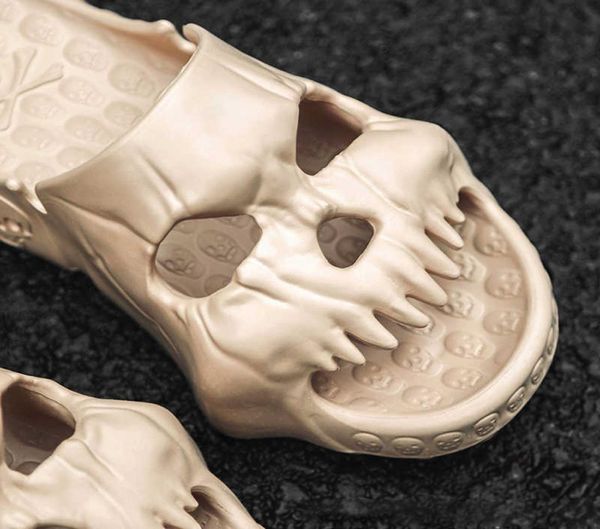 

slippers 2023 y2k shoes new in fashion skull design women outdoor soft funny platform sandals beach bedroom slides for woman y23021939518, Black