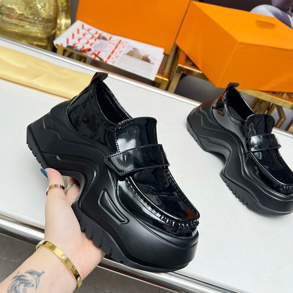 

womens dress shoes platform office shoes mirror cowhide logo embossed classic black sandals slippers skateboarding mountaineering outdoor sh