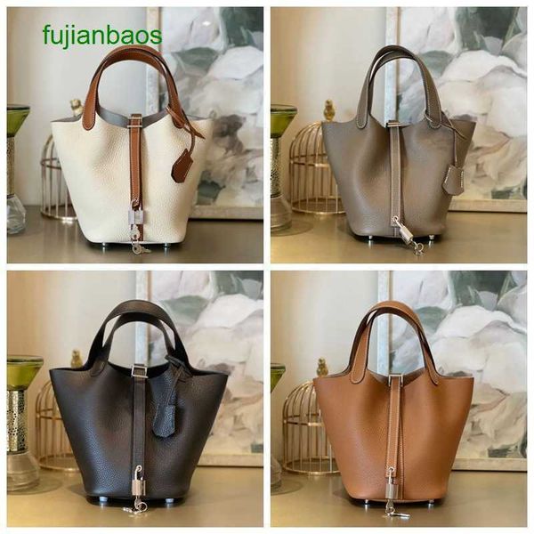 

hemres picotn handbags 2023 autumn new 18cm vegetable basket togo litchi grain calfskin color bucket shoulder bag, Black