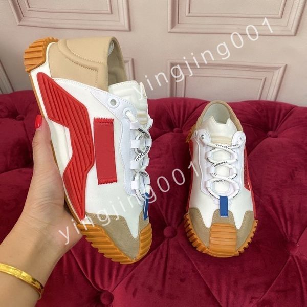 

2023 luxury designer calfskin casual shoes reflective sneakers vintage trainers fashion shoes lace-up sneaker, Black