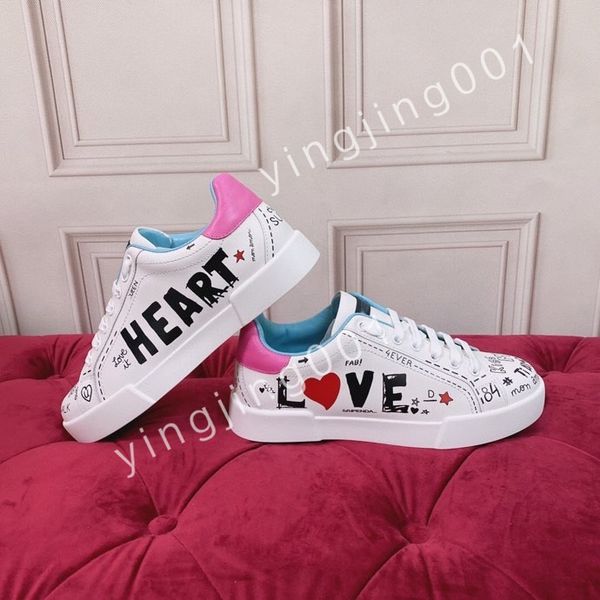 

2023 luxurys designer calfskin casual shoes reflective sneakers vintage trainers fashion shoes platform lace-up sneaker, Black