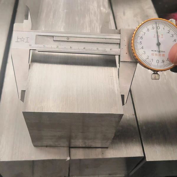 

304 Stainless Steel Rod Bars 16*16mm 18*18mm Square Solid