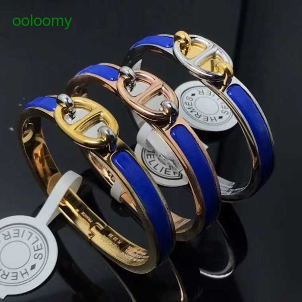 

hemres designer bracelet love home pig nose enamel h new boutique rose gold couple high beauty gift gold bracelet for women vjuj, Black