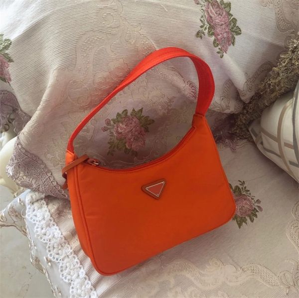 

shoulder bags delicate luxury handbag creative re nylon p material durable pochette outdoor fashion designer bags with simply zipper xb033 b