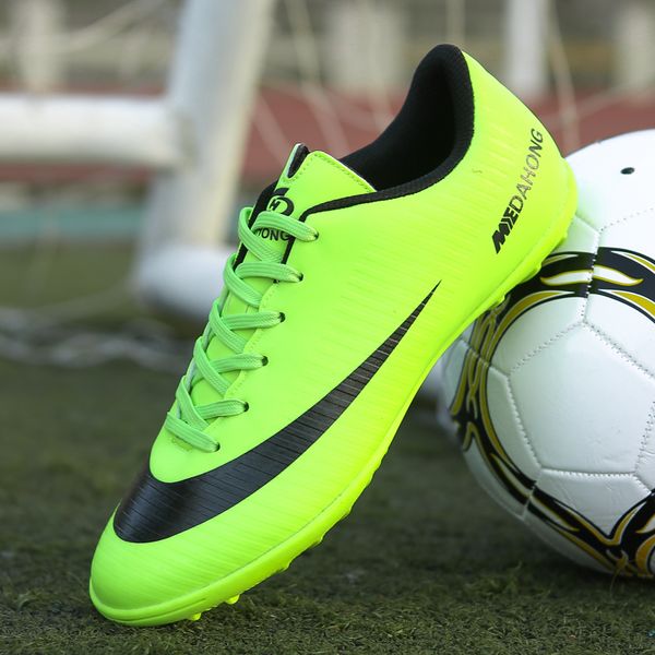 

dress shoes dreagle soccer cleats children boys kids autumn fashion casual men studded boots male sports football futsal sneaker 230418, Black