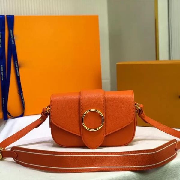 

2023 ladies designer bag handbag calfskin material circular configuration messenger bag with smooth cowhide lining shoulder bags fashion mul, Black;red