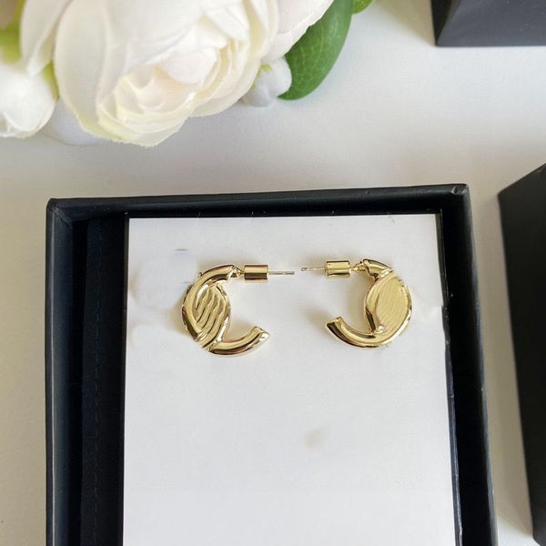 

designer c earring luxury stud earing women fashion jewelry metal letter crystal pearl earrings cjeweler woman gift ohrringe fsdfdddd, Golden;silver
