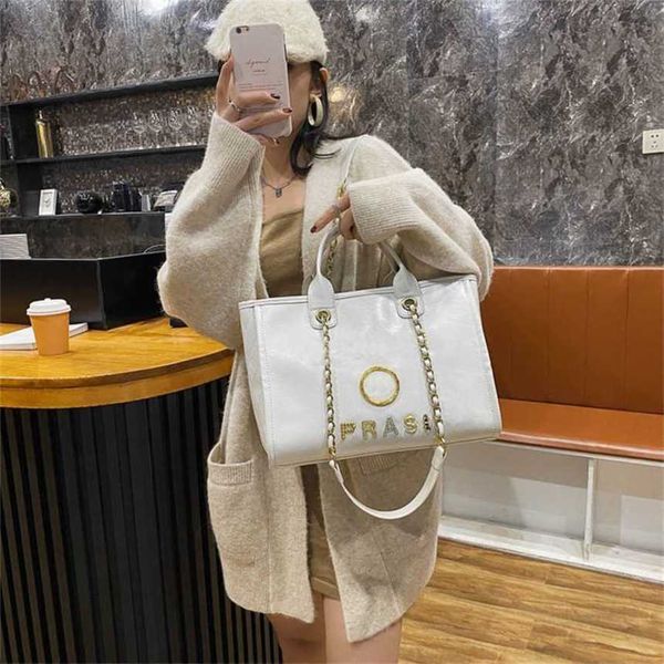 

50% off luxury designer handbags women's metal badge tote bag small beach capacity large leather one shoulder p0gy