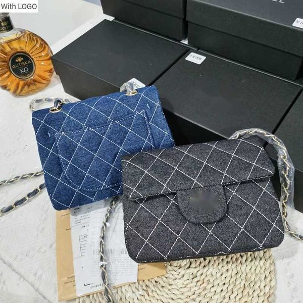 

waist bags luxury brand design letter cc bag cowboy bag one shoulder bag square fat boy diamond pattern versatile crossbody bag senior class, White