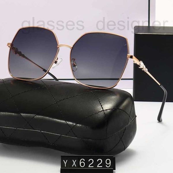 

sunglasses designer new metal polarized sun can be equipped with myopia drill and fashionable large frame toad d32o, White;black