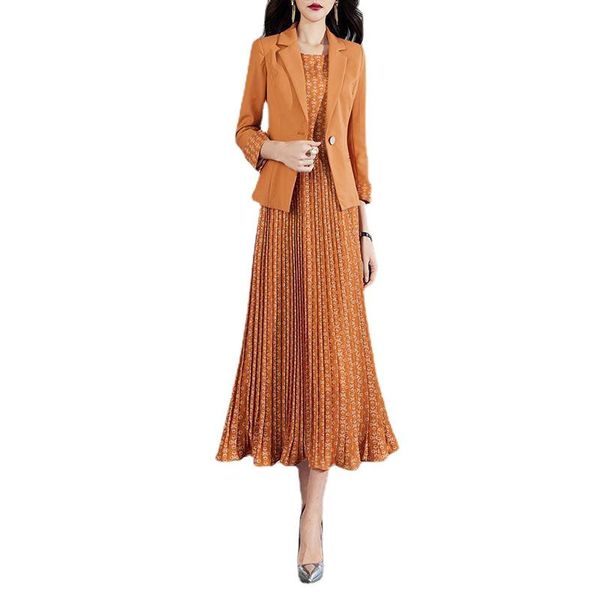 

dress temperament small suit jacket women's chiffon pleated dress suit commuting 2022 new spring twopiece suit, White