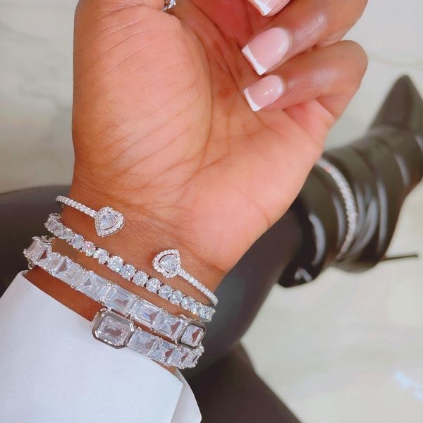 

bangle 5a cubic zirconia women girlfriend gift jewelry classic double heart charm open bangle bracelet selling 230419, Black