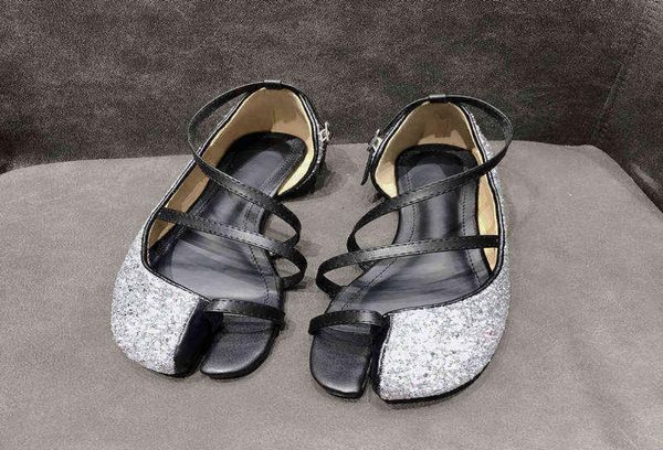 

dress shoes women split toe ninja tabi pump woman mixed color leather sandal ladie open round heel flat buckle tie 2207151075070, Black