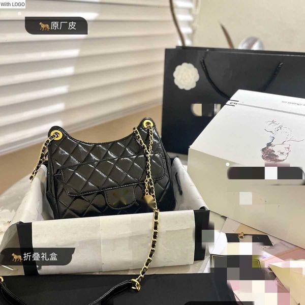 

evening bags luxury brand design letter quilted shoulder chain cc bag versatile fashion lingge chain bag large capacity single crossbody han, White