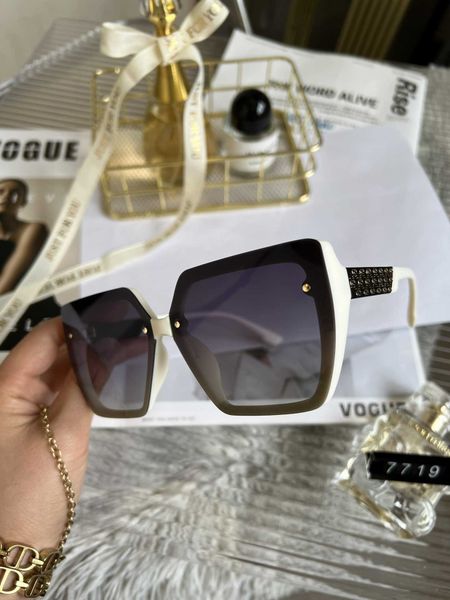 

fashion g glasses g letter luxury cool sunglasses designer 2023 sunglasses new polarized women's uv resistant overseas box, White;black