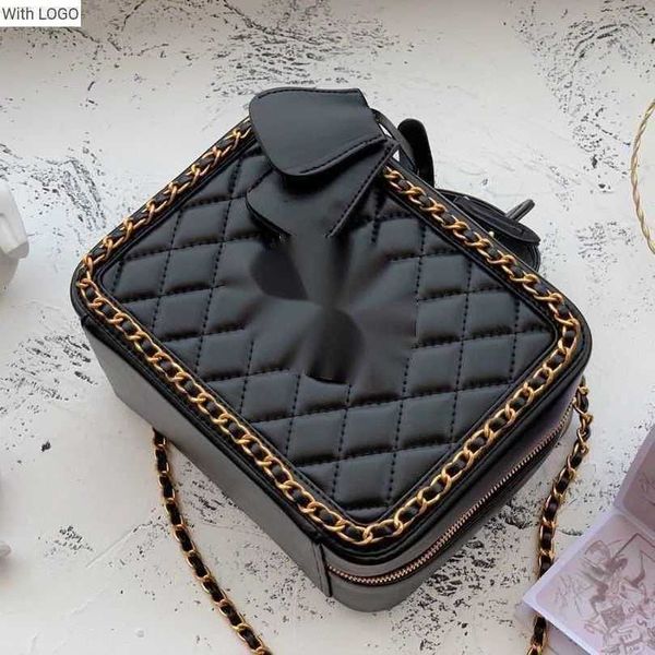 

waist bags luxury brand design letter shoulder chain cc bag cowhide women's fashion zipper small square bag diamond plaid cowhide shoul, White