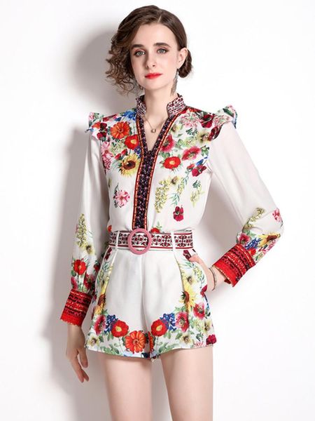 

dress 2022 autumn fashion flower shorts suit women long flying sleeve v neck shirt + high waist belted shorts two piece set, White