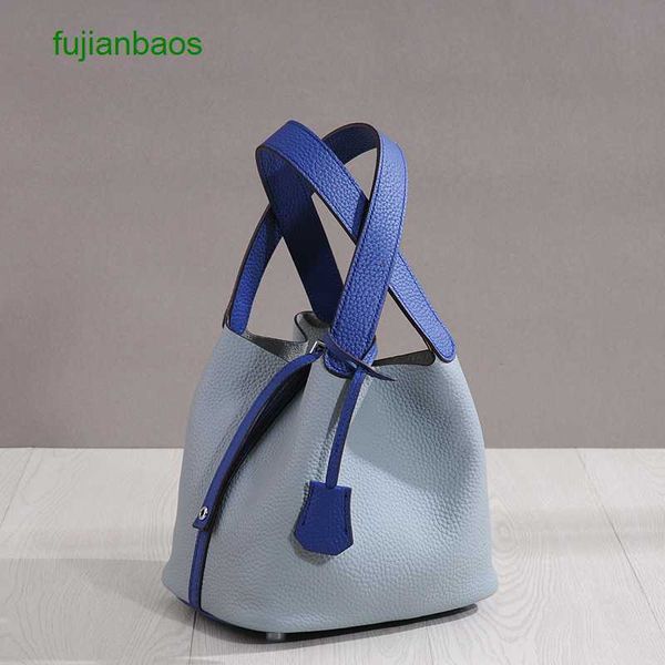 

hemres picotn handbags 2023 new women's bag litchi pattern head layer cowhide leather bucket cabbage blue handheld small fashion, Black
