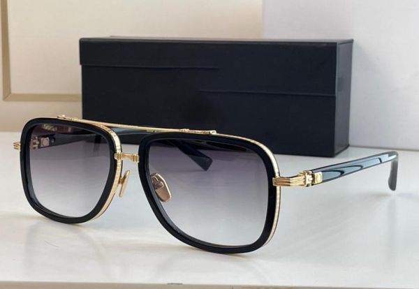 

sunglasses for men and women summer 202f style antiultraviolet retro plate square full frame random box8171921, White;black