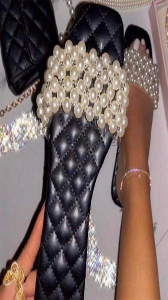 

2021 summer female sandals fashion pearl flat sandals nonslip wild bench slippers casual band ladies shoes 3543 slides q0523352539, Black