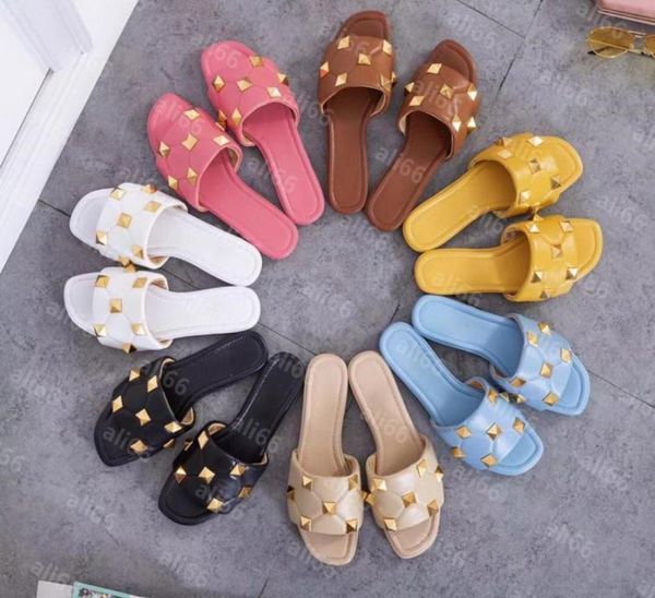 

designer 8 colors sheepskin women luxury designers sandals genuine leather fashion quilted rivets flat slippers sneakers stud2398958, Black