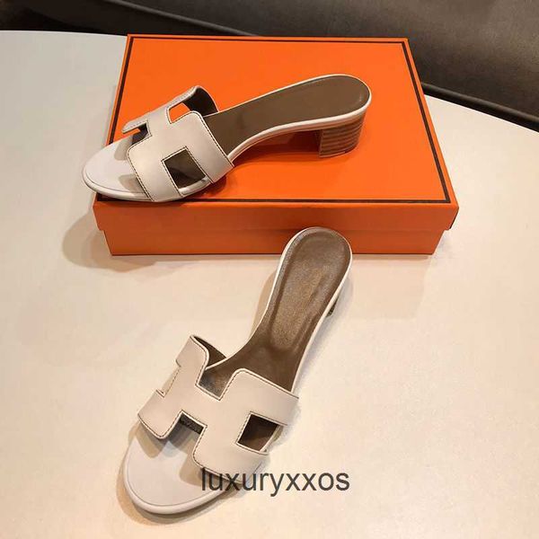 

sandal oasis summer designer beach slide slippers shoe one word slipper 2023 black orans color round heel sandals thick wear women 7ph6