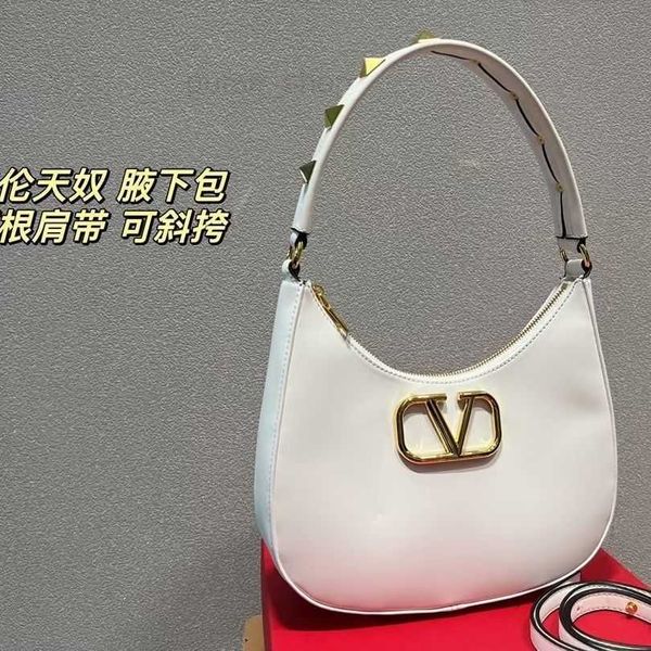 

valentinoes designer most evening salt bag you classy 2023 be sweet new make underarm the beautiful girl can street go6v lady purse