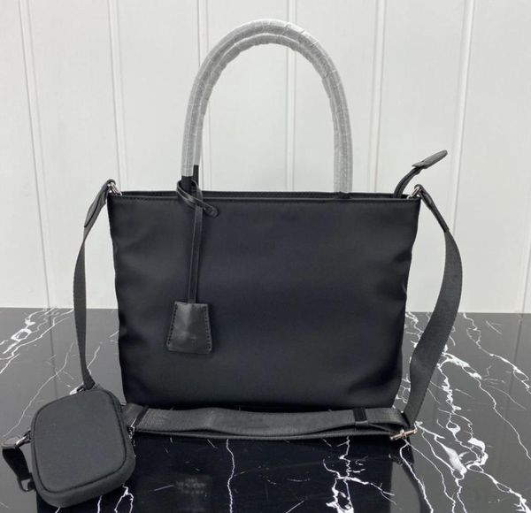 

2021 shoulder bags nylon handbags reedition 1992 prad selling wallet women crossbody bag hobo purses designers4637589