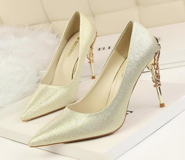 

metal decoration bridal shoes women high heels black heel shoes women heels red shoes woman ladies heels zapatos de mujer sapatos 1383116