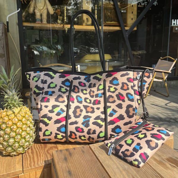 

leopard neoprene travel bag set with matching coin case 10pcs lot usa local warehouse large capacity outdoor duffel bags multi color hole to