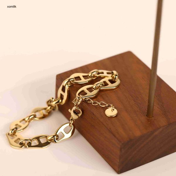 

hermm designer bracelet ins network s red tide flow punk style bracelet pig nose sun shaped titanium steel plated 14k gold fashion outgoing, Black
