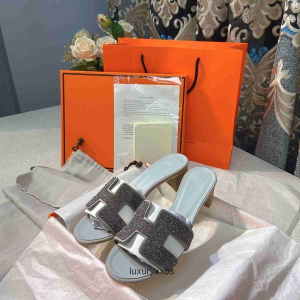 

flip orans 2023 designer shoe oasis slippers beach high h family slide flops sandal women summer leather thick heels beach outside oxng