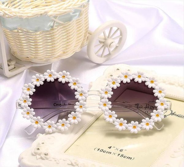 

classic daisy round sunglasses classy women men mirror sun glasses uv400 304793, White;black