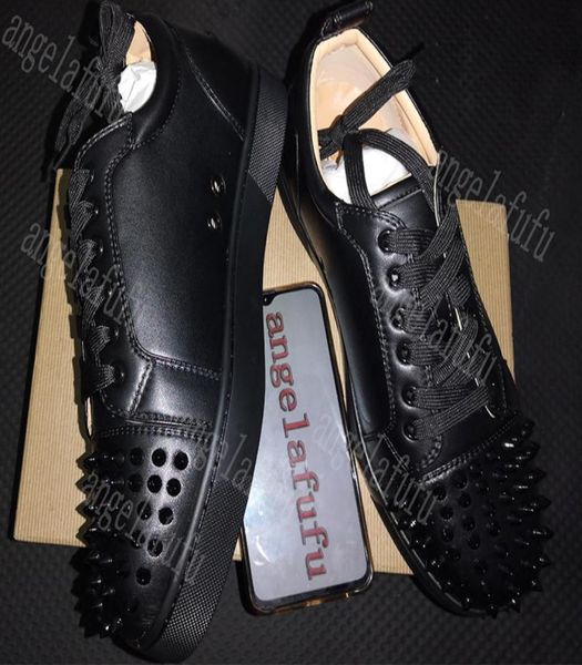 

designer dress shoes ceahp casual sports shoe paris triple sneaker triple s dad for men039s women beige black accessories new f2183911