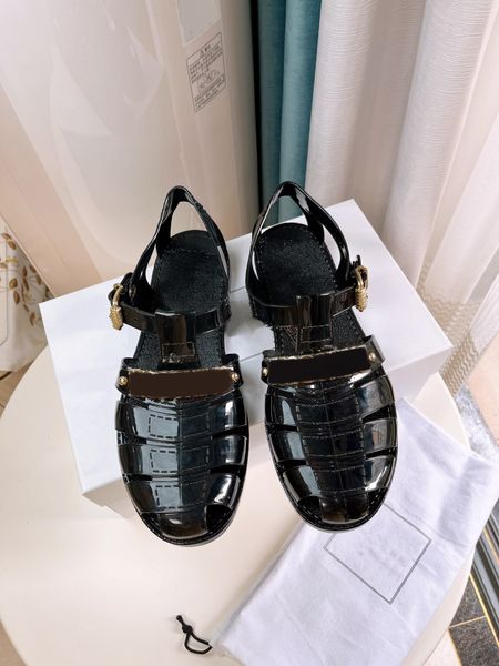 

jelly sandals designer luxury women fashion outwear summer beach slippers rubber letter sandals size 35-40, Black