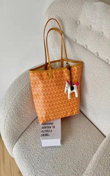 

lassic women039s bag shopping bag shoulder tote singlesided pvc handbag9265807