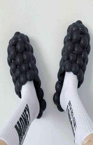 

lovers casual living hollowed out solid color slippers fashion split joint out door sports shoes funny bubble slides g07811311, Black