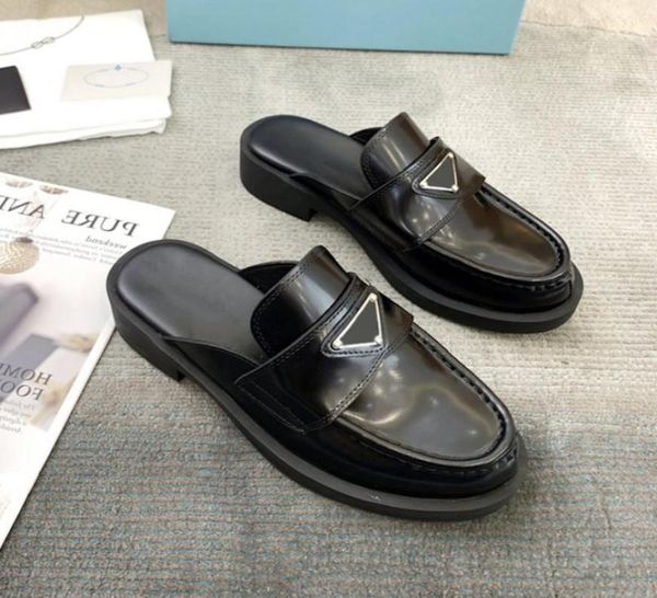 

woman black white brushed leather mules slippers classic slides lug tread sole sandals for womens leather band on the upper4137301
