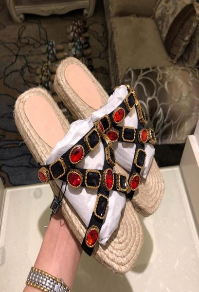 

with box 2020 slides summer luxury designer beach indoor flat sandals slippers house flip flops with spike sandal mh1905288010295, Black