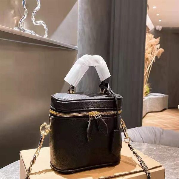 

famous designer fashion cosmetic bag exquisite portable practical and large capacity220t