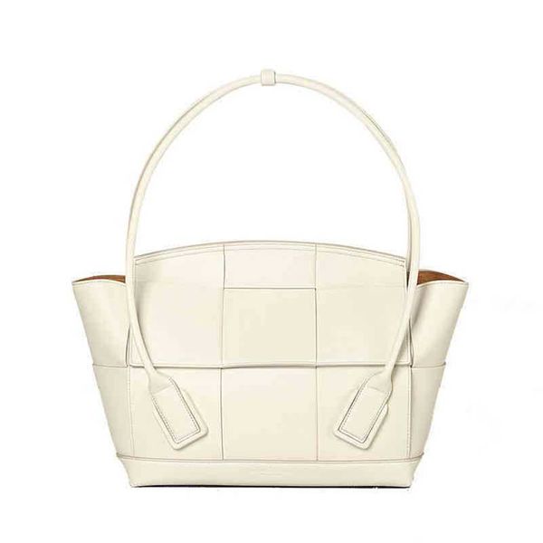 

tote bag handbag designer series venetas bottegas early spring 2023 cowhide woven one shoulder shoulder messenger tide zc