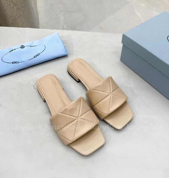 

designer slide slippers women fashion luxurys 2023 new slides beach slipper casual shoes comfortable sheepskin sandals leather sol1017412, Black