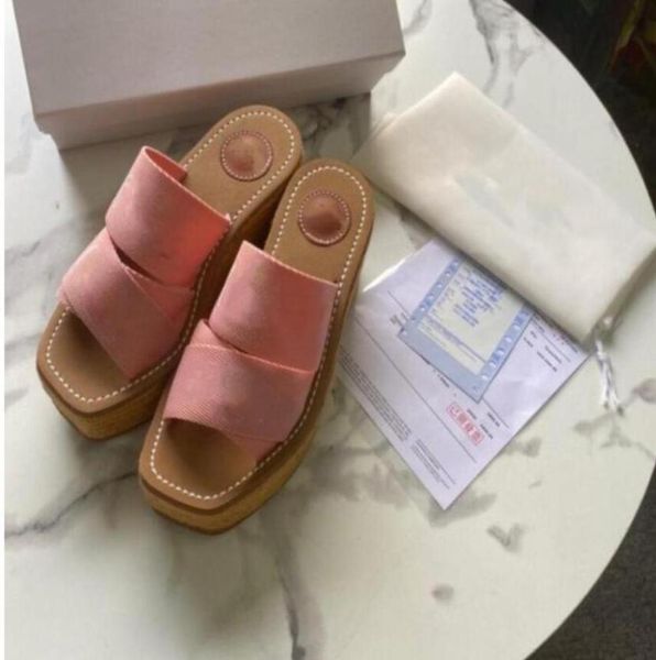 

classics fashion women slippers summer girls beach slides black white red flip flops floral brocade gear bottoms sandals bn3423109