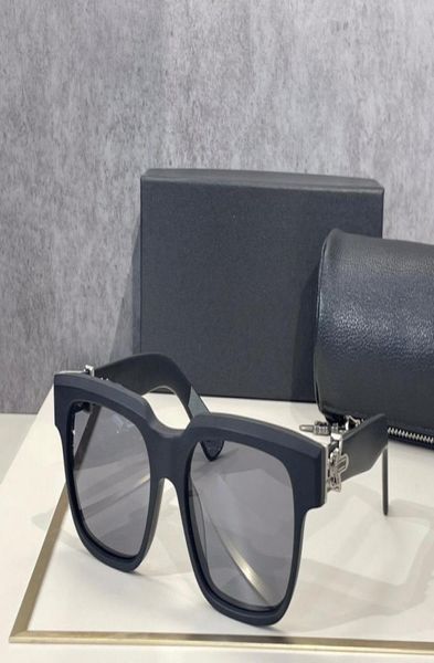 

sunglasses for men and women summer style vagillionaire antiultraviolet retro square plate full frame fashion eyeglasses random b2138053, White;black