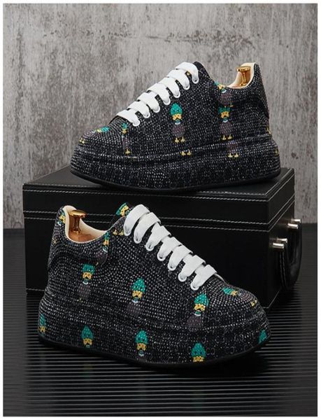 

2023 new embroidery men039s fashion casual shoes gold glitter leisure slip on rivets loafers shoes man party weeding dress shoe5195624, Black