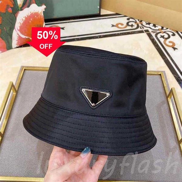 

prapra hats bucket hat casquette designer stars with the same casual outing flat-small brimmed hats wild triangle standard ins ba233g, Blue;gray